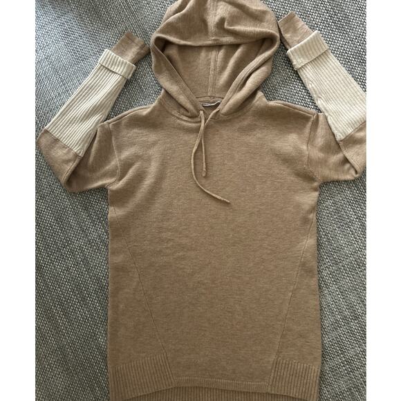 Athleta 100% Merino Wool Nopa Two-tone Hooded Long Sleeve Sweater Beige/Cream XS - Picture 2 of 6